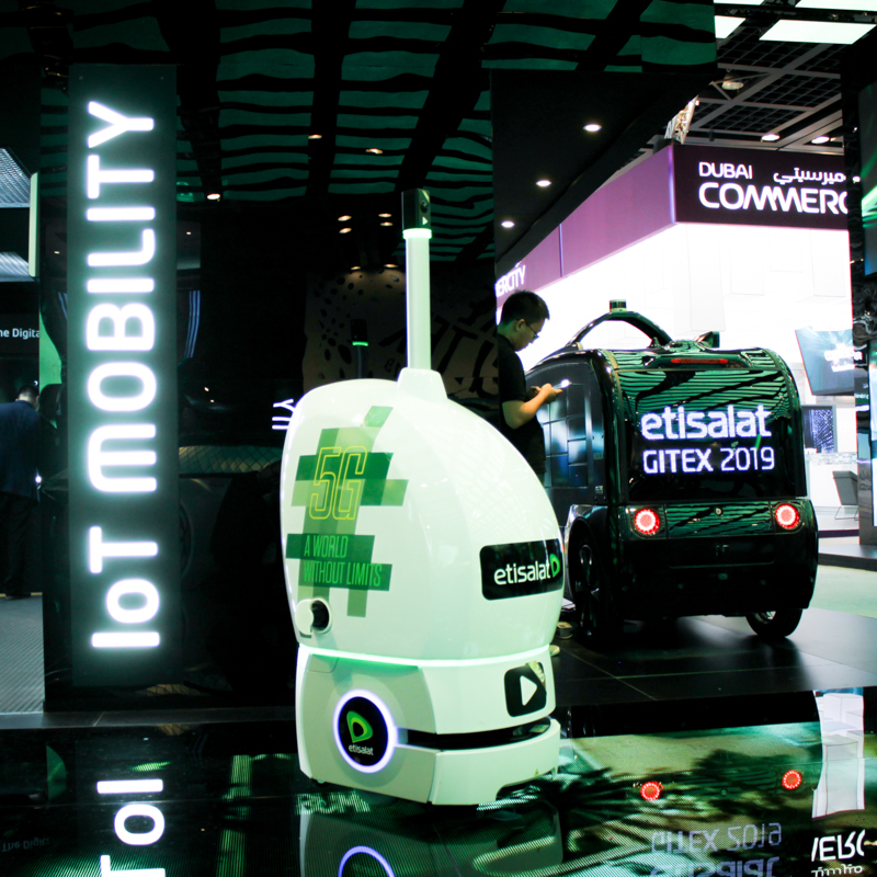 Dimalog 5G mobile robot at Etisalat’s stand at Gitex 2019 in Dubai